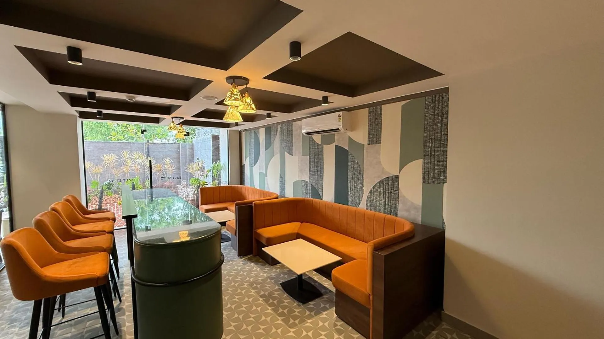 Saltstayz Premier - Sector 50 & Golf Course Ext Road Gurgáon Hotel