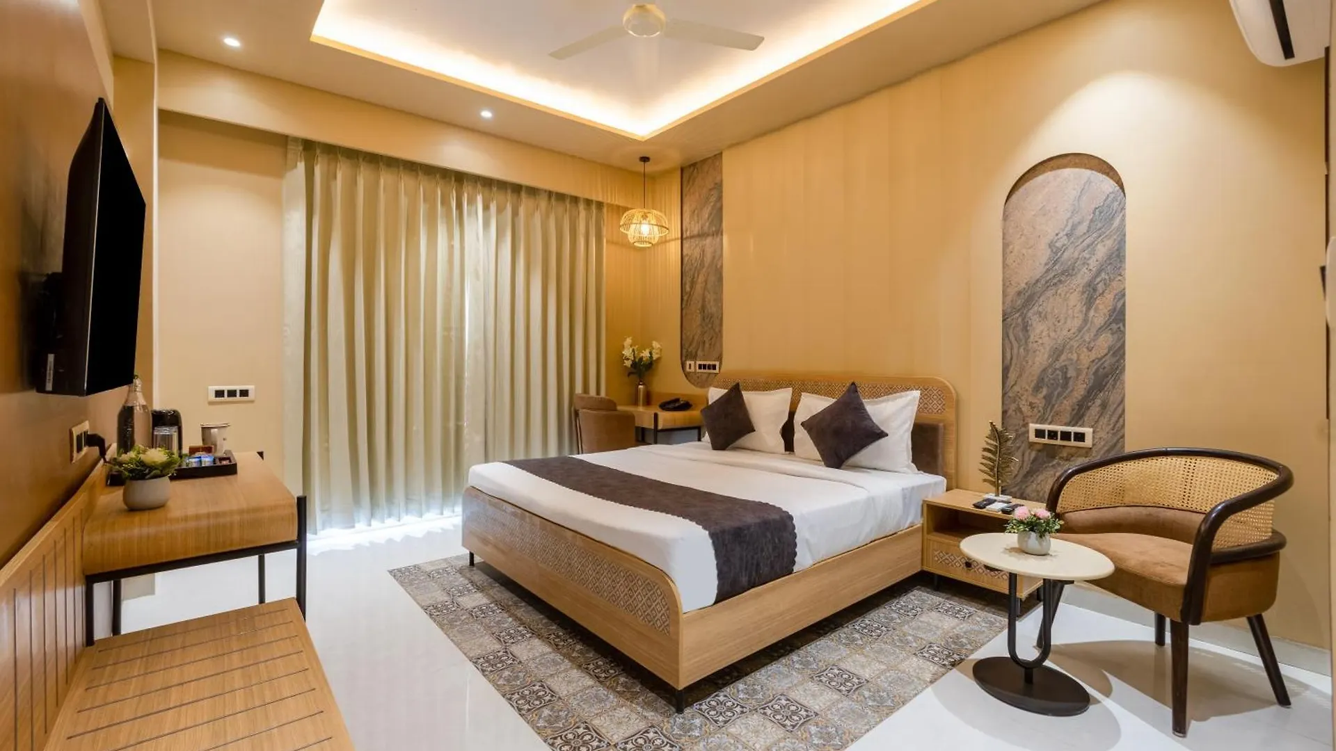 Saltstayz Premier - Sector 50 & Golf Course Ext Road Gurgáon Hotel