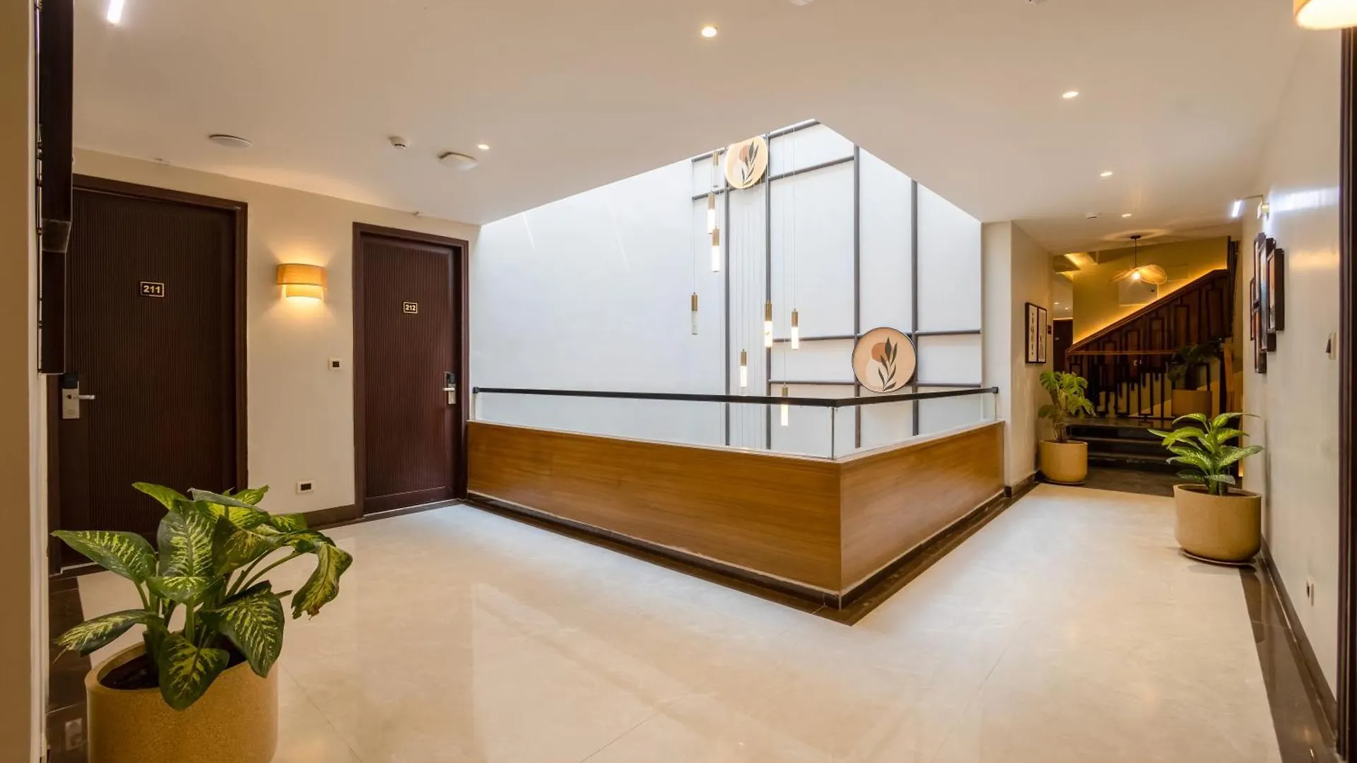 Saltstayz Premier - Sector 50 & Golf Course Ext Road Gurgáon