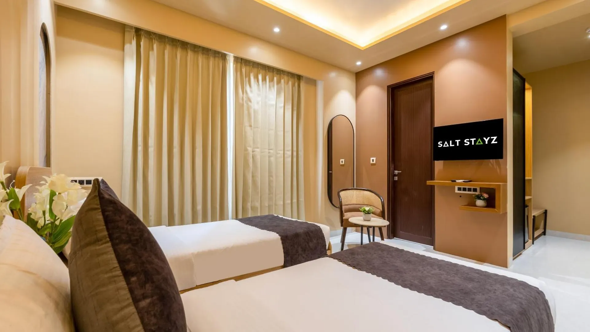 Saltstayz Premier - Sector 50 & Golf Course Ext Road Gurgáon Hotel