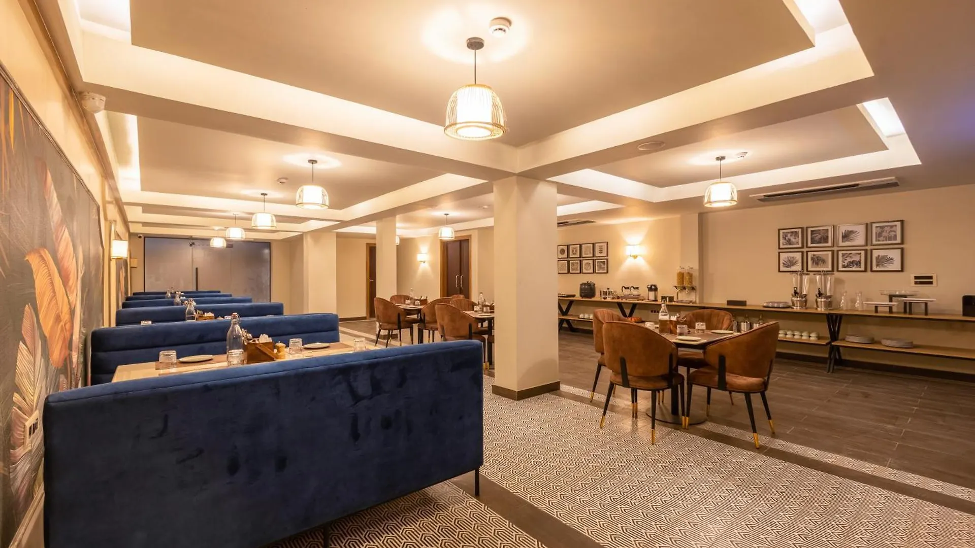 Saltstayz Premier - Sector 50 & Golf Course Ext Road Gurgáon Indie