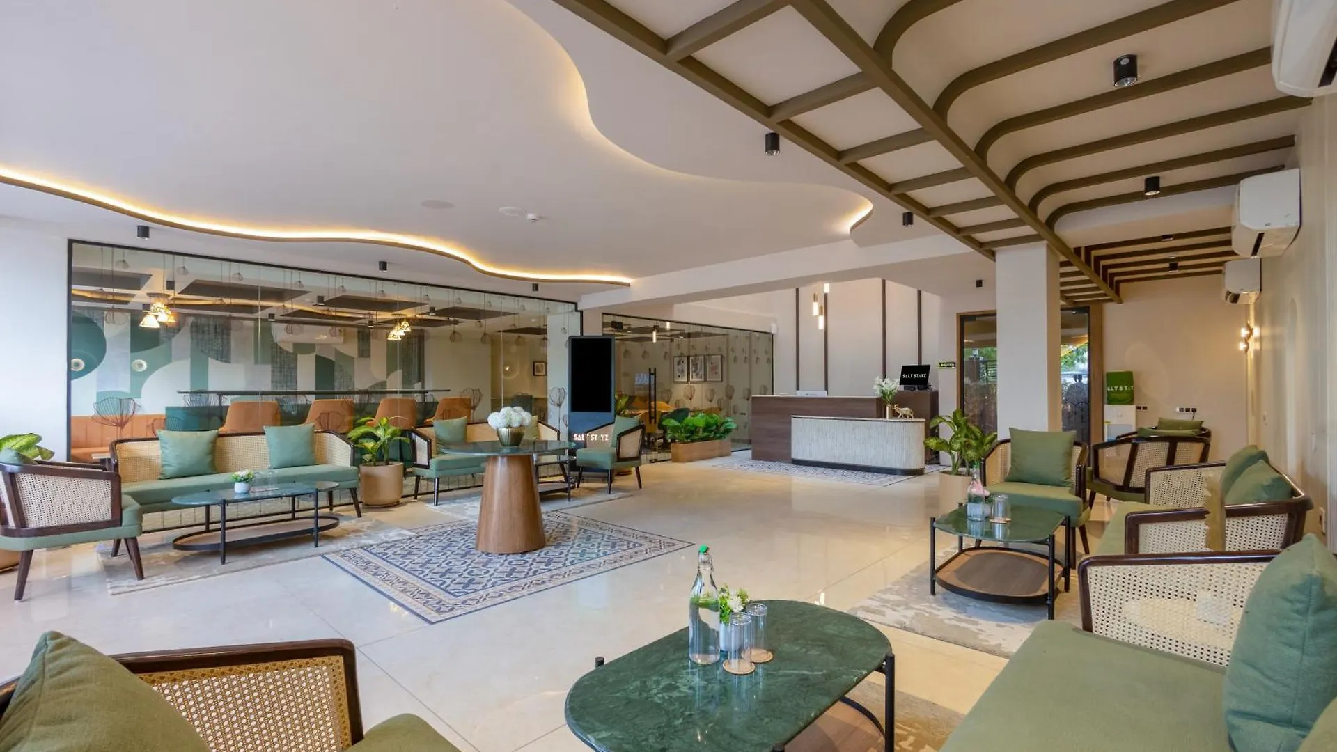 Saltstayz Premier - Sector 50 & Golf Course Ext Road Gurgáon