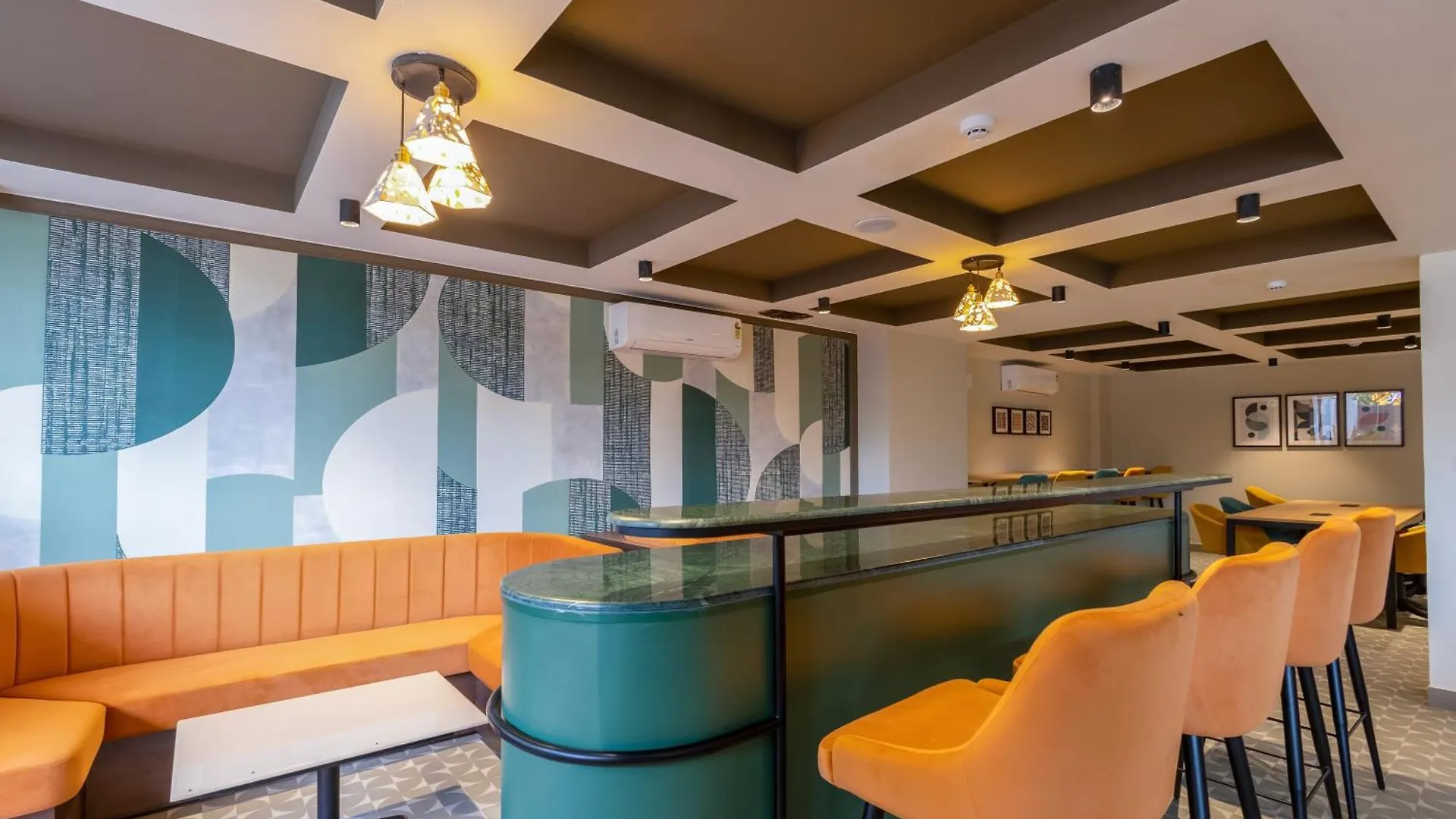 Saltstayz Premier - Sector 50 & Golf Course Ext Road Gurgáon Hotel